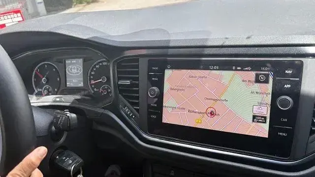 Gebraucht VW T-Roc 116 PS (85 kW) 2019 Rot SUV