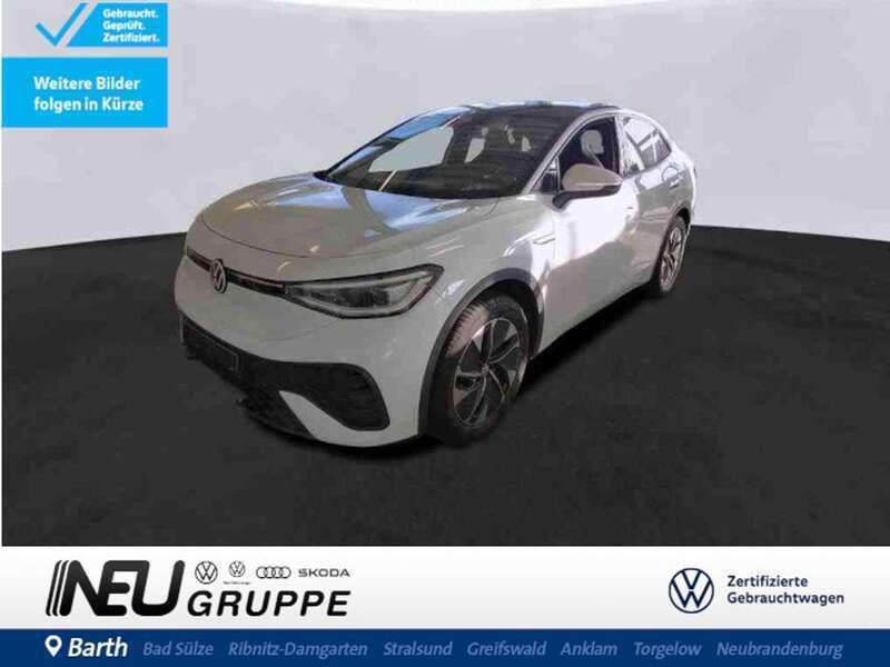 Weiß (gletscherweiß schwarz) Gebraucht 2022 VW ID.5 Pro SUV | 28.779 € (Superpreis) - Bild 1/4