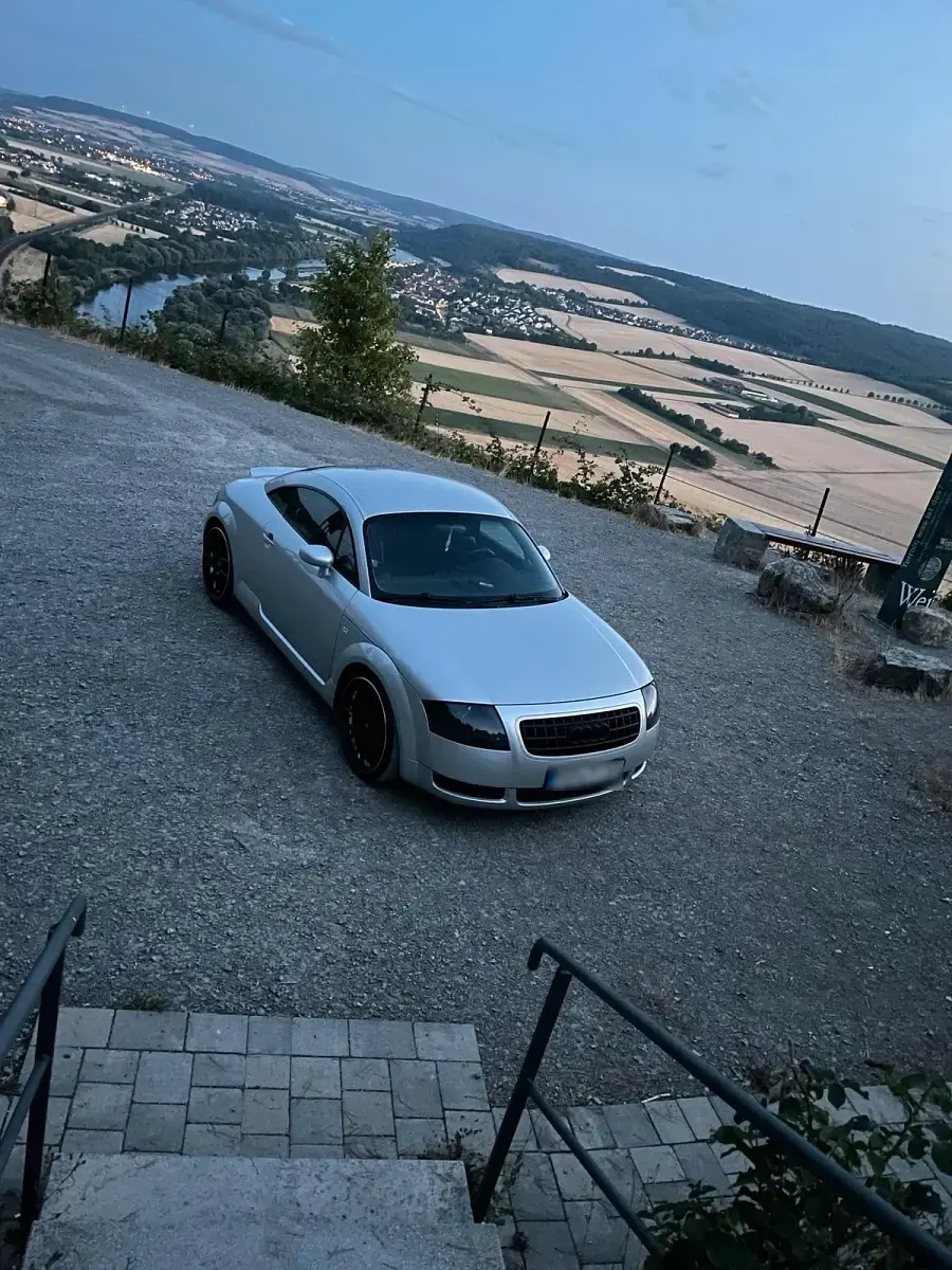 Używany Audi TT Performance 180 KM (132 kW) 2005 Srebrny Coupe
