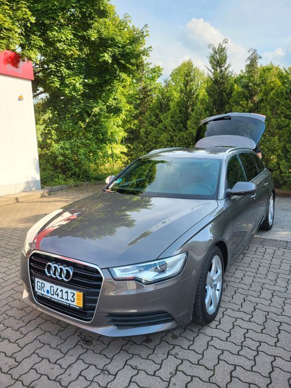 Braun Gebraucht 2012 Audi A6 Ambiente Limousine | 9.500 € (Superpreis) - Bild 1/4