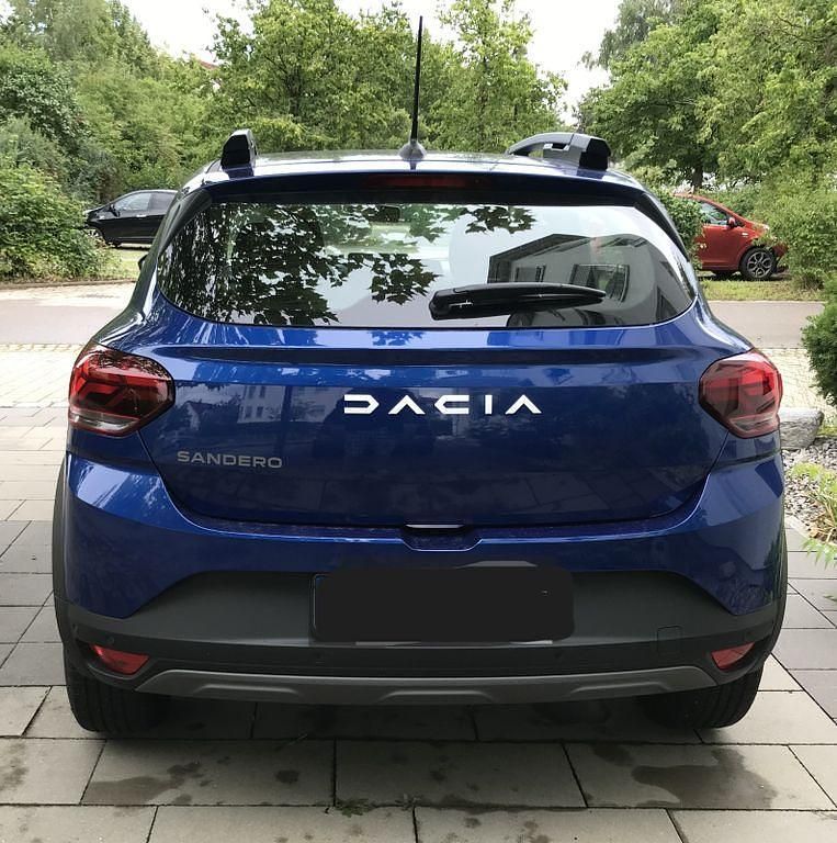 Gebraucht Dacia Sandero Expression 91 PS (66 kW) 2023 Blau Limousine