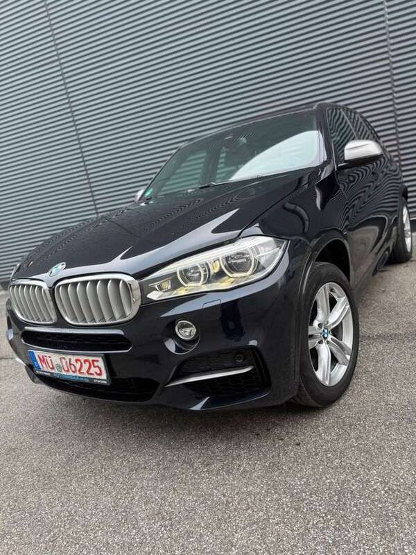 Carbonschwarz metallic Gebraucht 2015 BMW X5 M Sport SUV | 32.950 € (Etwas zu teuer) - Bild 1/4