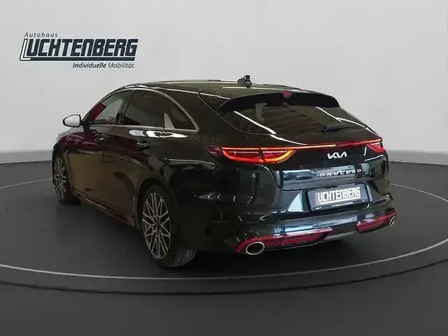 Gebraucht Kia ProCeed GT 204 PS (150 kW) 2022 Schwarz Kombi