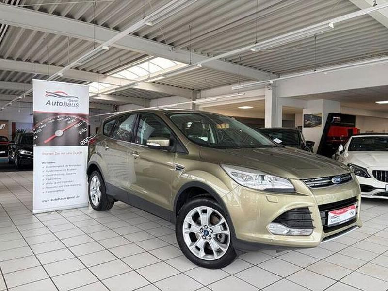 Gebraucht Ford Kuga Titanium 182 PS (133 kW) 2013 Braun SUV