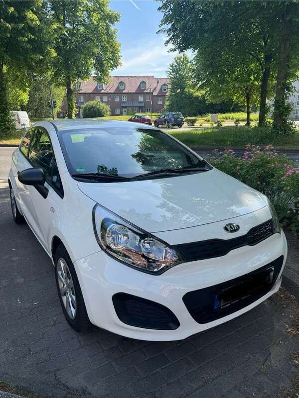 Gebraucht 2013 Kia Rio Edition 7 Limousine | 4.500 € (Guter Preis) - Bild 1/4