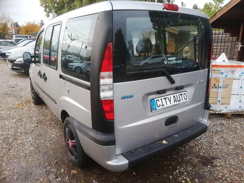 Gebraucht Fiat Doblò Dynamic 101 PS (74 kW) 2004 Grau electro/steel/palladio Van / Kleinbus