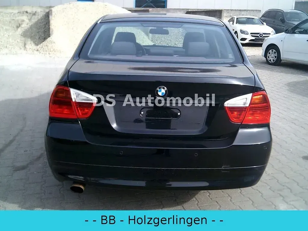 Gebraucht BMW 318 Comfort Edition 129 PS (94 kW) 2006 Schwarz Limousine