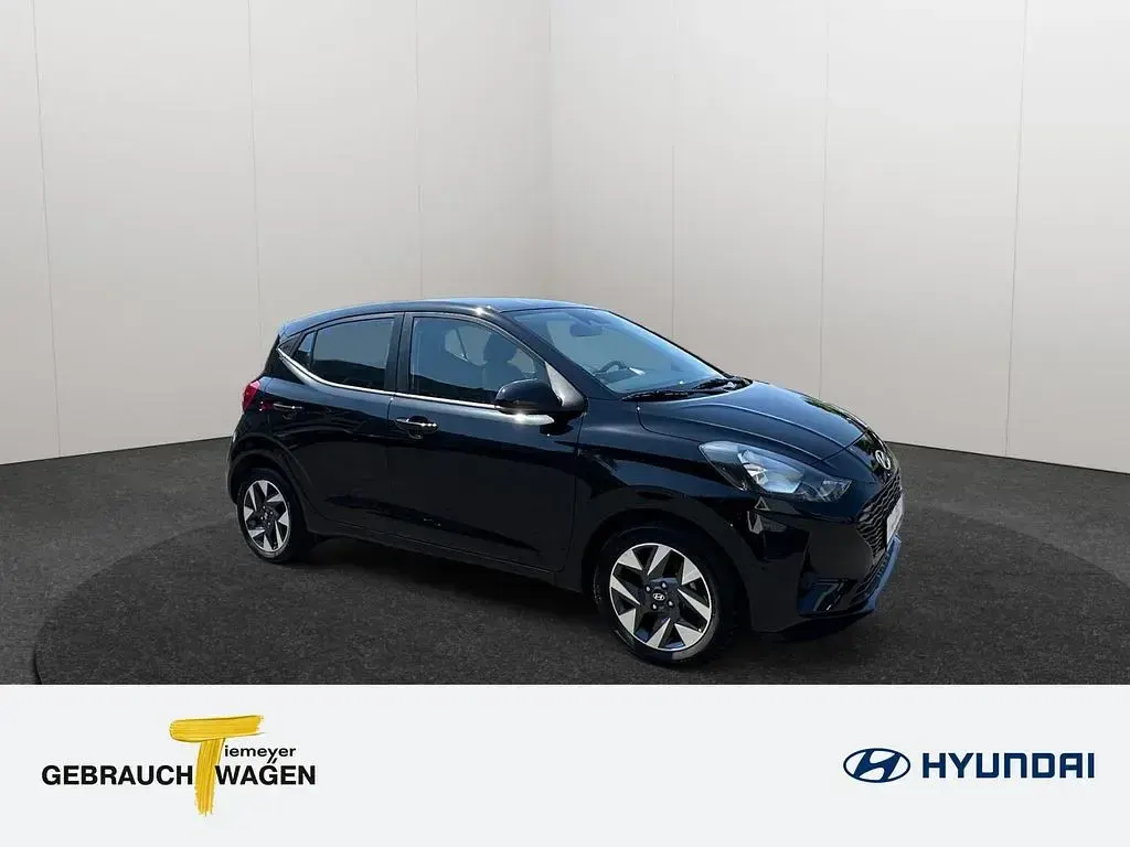 Gebraucht Hyundai i10 Trend 80 PS (58 kW) 2025 Schwarz Kleinwagen
