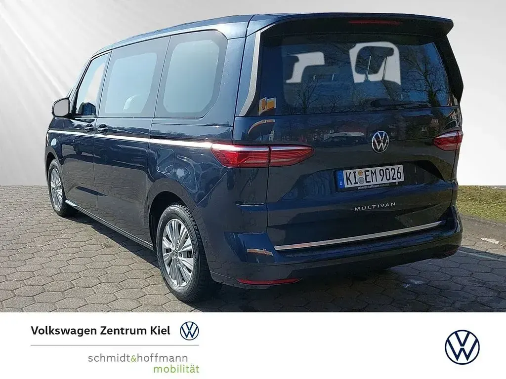 Gebraucht VW Multivan Style 150 PS (110 kW) 2025 Blau) (blau Van / Kleinbus