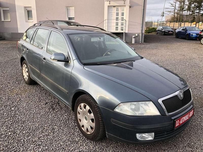 Graphite grau met. Gebraucht 2005 Skoda Octavia Ambiente Kombi | 2.400 € (Teuer) - Bild 1/4