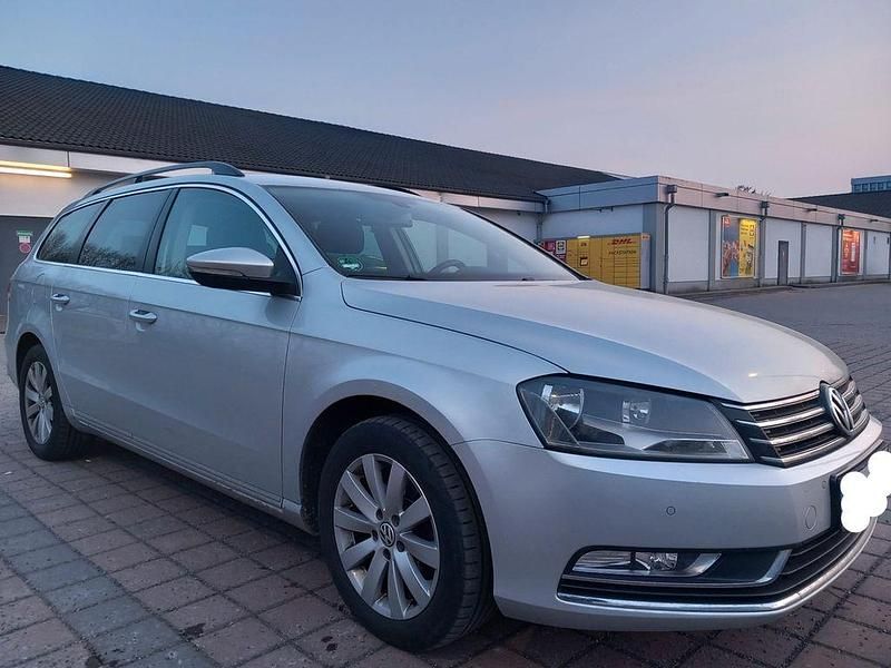 Gebraucht VW Passat Comfortline 122 PS (89 kW) 2011 Silber Kombi