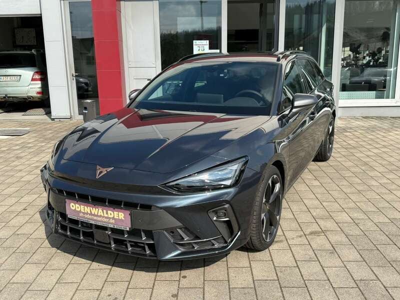 Magnetic grau metallic Neu 2024 Cupra Leon Kombi | 32.444 € (Guter Preis) - Bild 1/4