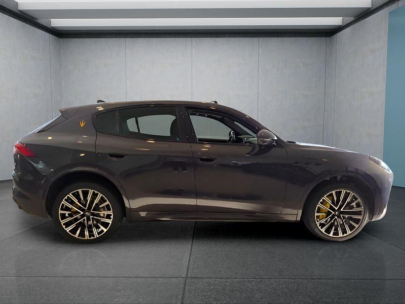 Neu Maserati Grecale 330 PS (242 kW) 2025 Violett SUV