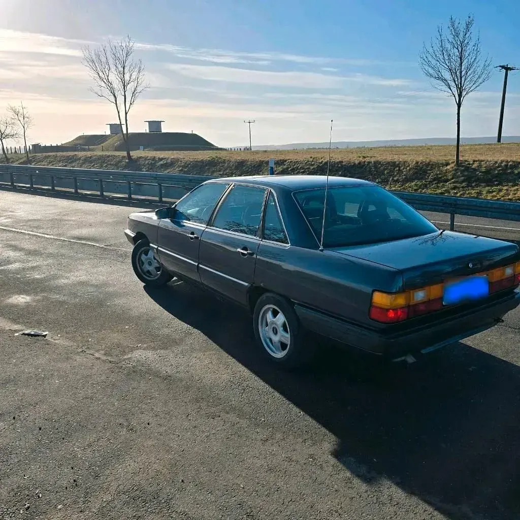 Gebraucht Audi 100 115 PS (84 kW) 1986 Andere farben Limousine