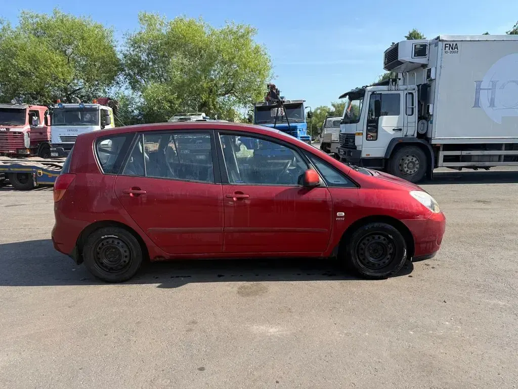 Gebraucht Toyota Corolla Verso 110 PS (80 kW) 2004 Rot Van / Kleinbus
