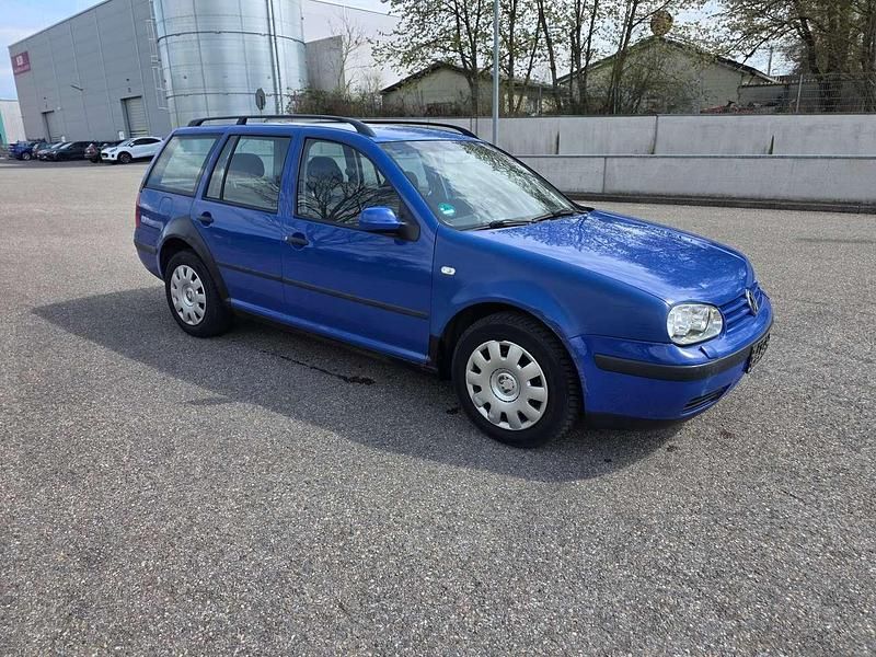 Gebraucht VW Golf IV 101 PS (74 kW) 2000 Blau Kombi