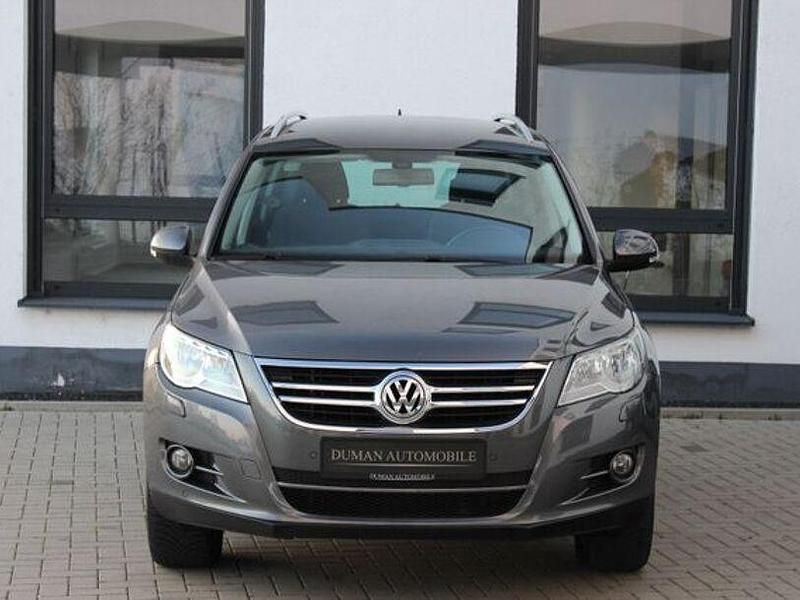 Gebraucht VW Tiguan 140 PS (102 kW) 2010 Grau SUV