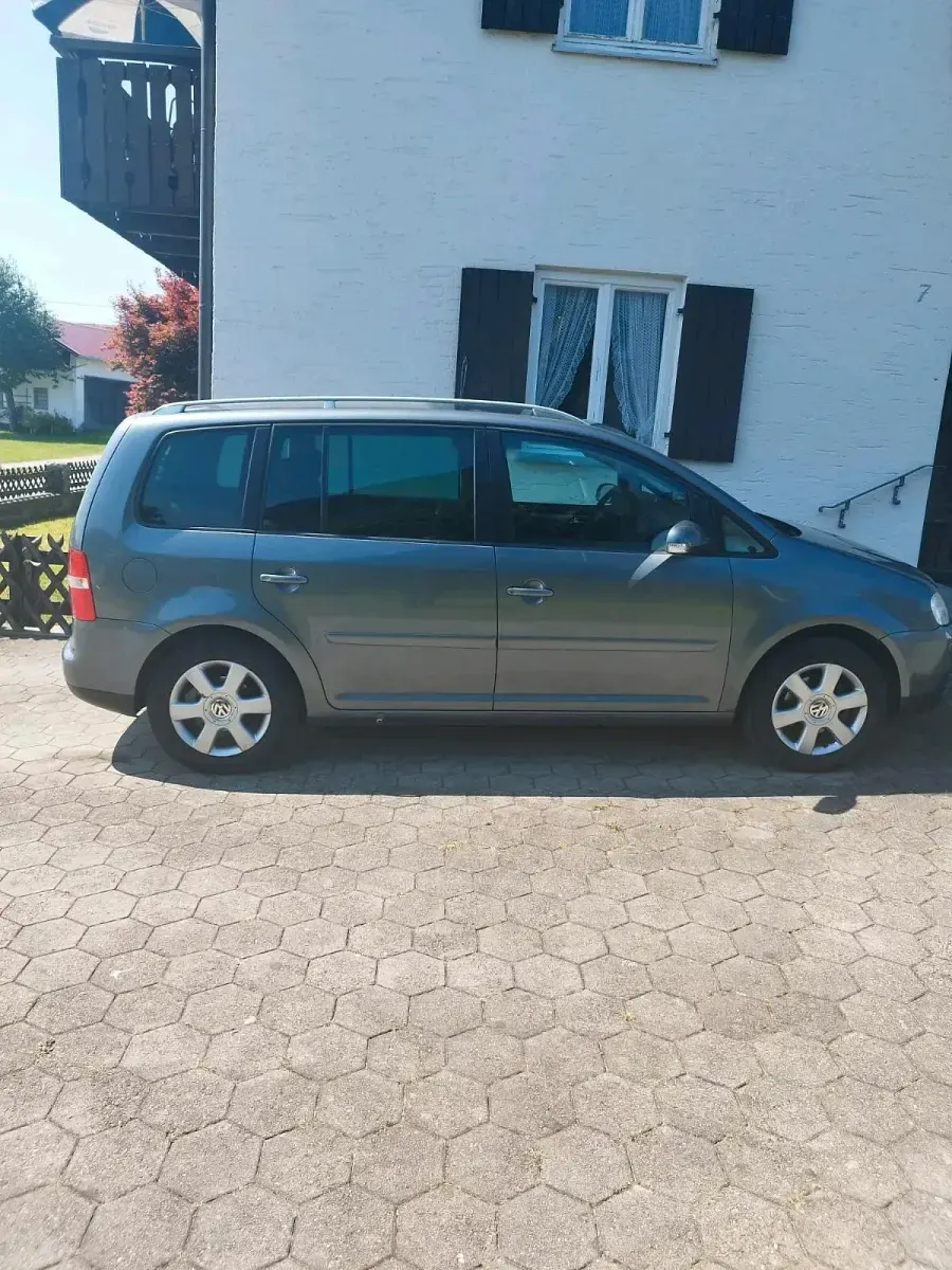 Gebraucht VW Touran 102 PS (75 kW) 2004 Grau Van / Kleinbus