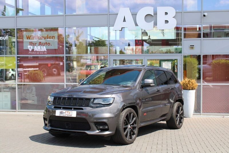 Grau Gebraucht 2018 Jeep Grand Cherokee SRT SUV | 43.900 € (Teuer) - Bild 1/4