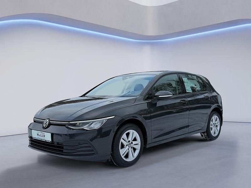 Uranograu/cinza urano Gebraucht 2023 VW Golf Life Limousine | 17.590 € (Superpreis) - Bild 1/4