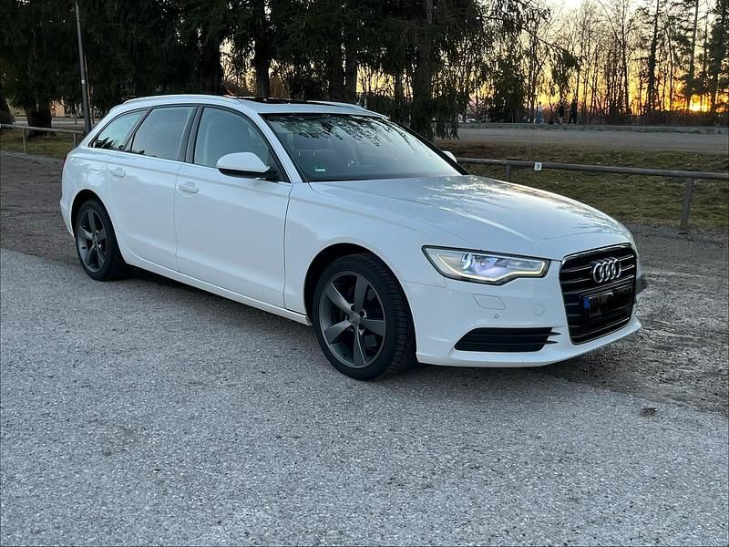 Gebraucht Audi A6 177 PS (130 kW) 2011 Weiß Kombi