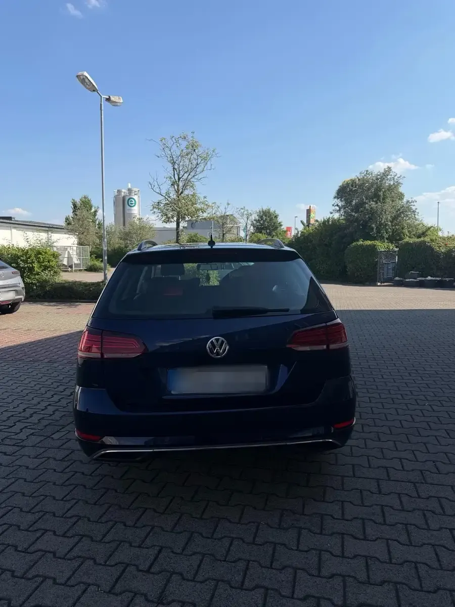 Gebraucht VW Golf VII 150 PS (110 kW) 2019 Blau Kombi