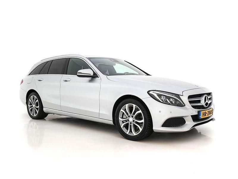 Grau Gebraucht 2015 Mercedes C350e Avantgarde Kombi | 11.445 € (Guter Preis) - Bild 1/4