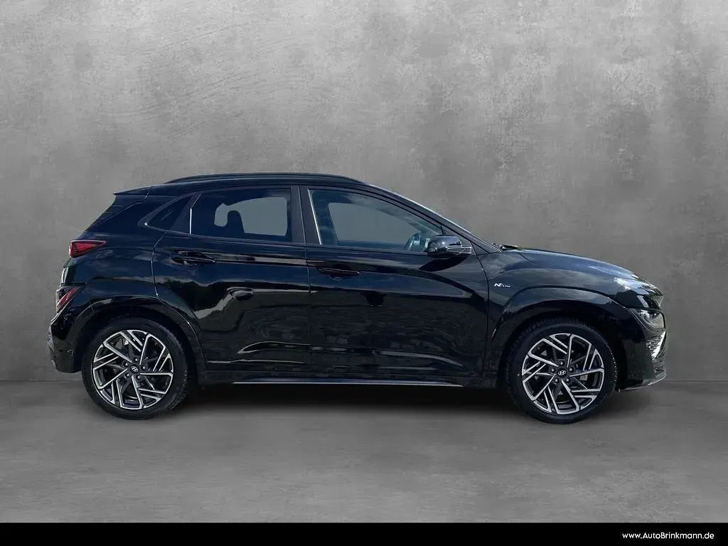 Gebraucht Hyundai Kona N Line 120 PS (88 kW) 2022 Schwarz SUV