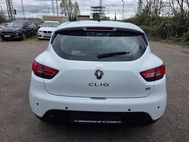 Gebraucht Renault Clio IV 90 PS (66 kW) 2017 Weiß Limousine