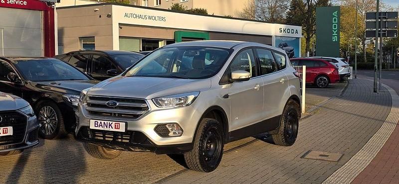 Gebraucht Ford Kuga Trend 150 PS (110 kW) 2018 Silber SUV
