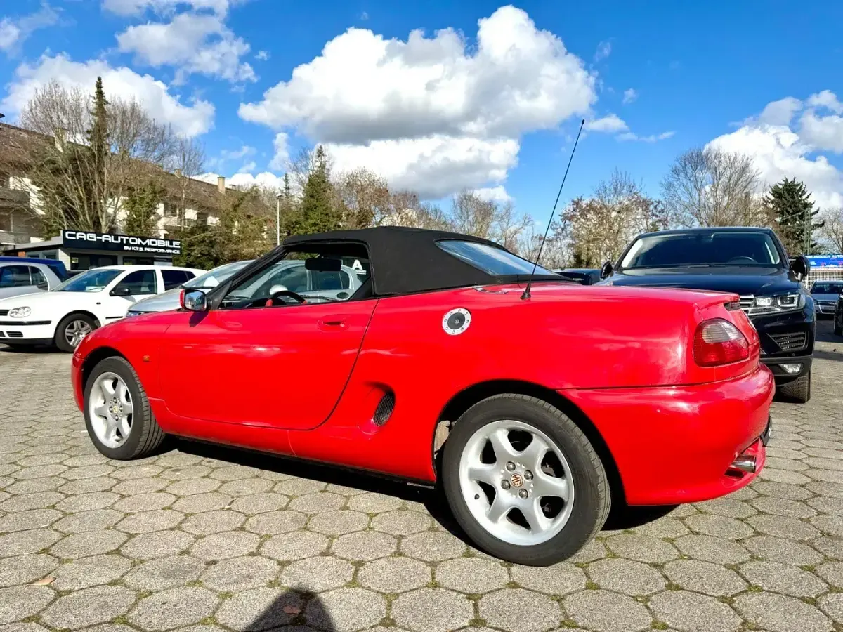 Gebraucht MG F 120 PS (88 kW) 1996 Rot Cabrio