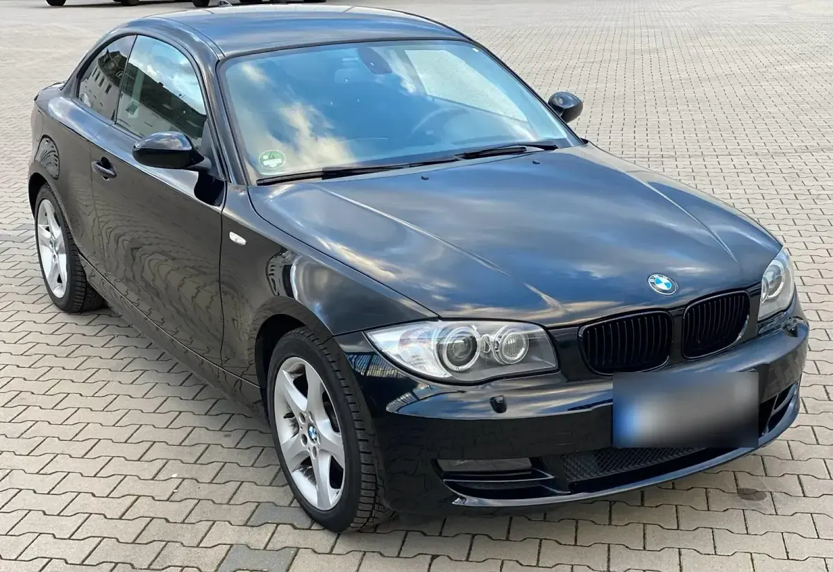 Gebraucht BMW 120 Coupé Shadowline 177 PS (130 kW) 2009 Schwarz Coupé