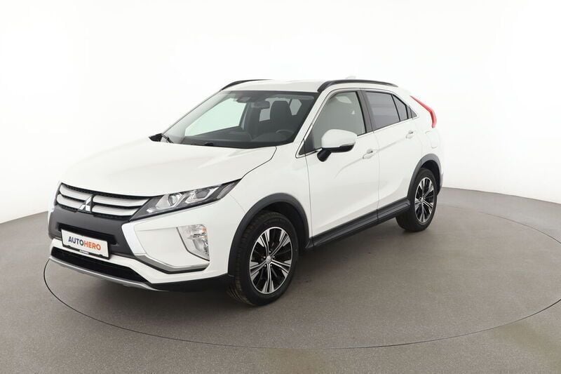 Weiß Gebraucht 2019 Mitsubishi Eclipse Cross Active SUV | 14.460 € (Fairer Preis) - Bild 1/4