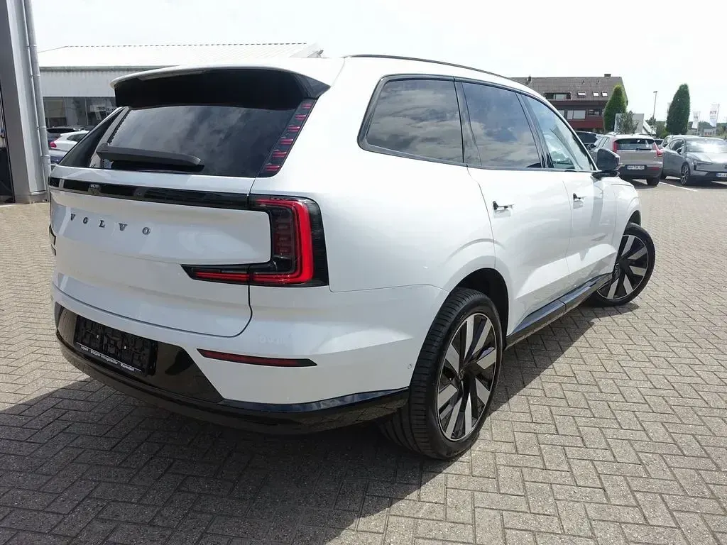 Gebraucht Volvo EX90 Executive 300 kW (408 PS) 2025 Crystal white SUV