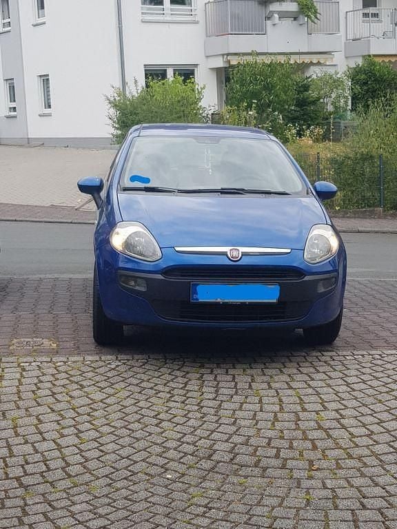 Blau Gebraucht 2010 Fiat Punto Evo Dynamic Kleinwagen | 1.590 € (Guter Preis) - Bild 1/4