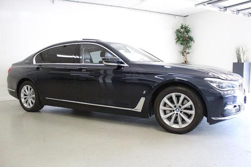 Usata BMW 740 Executive 2019 Blu Berlina