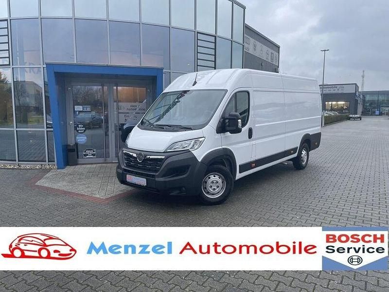 Weiss Gebraucht 2024 Opel Movano Van | 28.490 € (Fairer Preis) - Bild 1/4