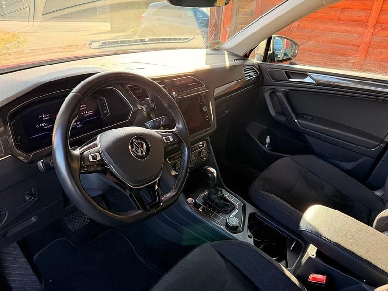 Gebraucht VW Tiguan Allspace 110 PS (80 kW) 2020 Rot SUV