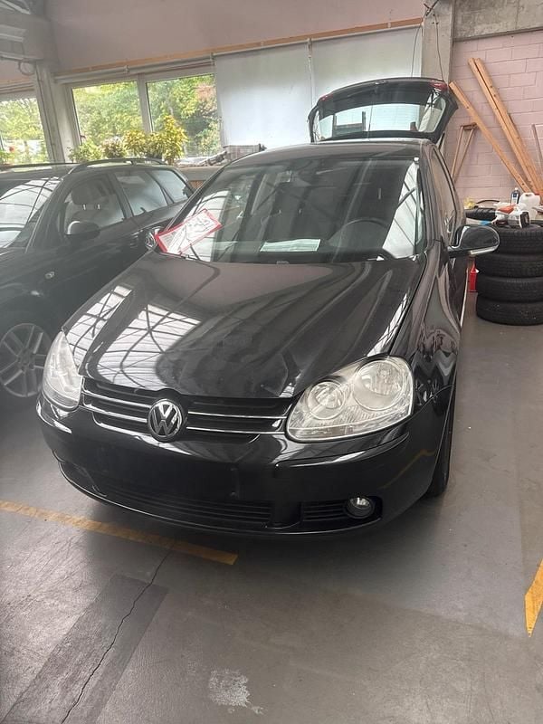 Schwarz Gebraucht 2008 VW Golf VI Limousine | 1.950 € (Superpreis) - Bild 1/4