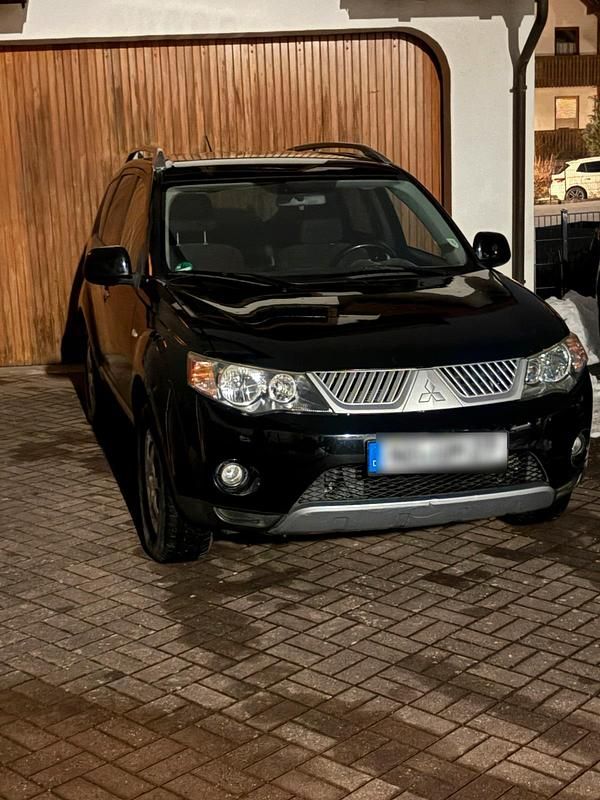 Gebraucht Mitsubishi Outlander 156 PS (114 kW) 2008 Schwarz SUV
