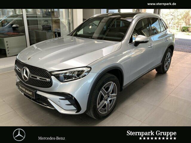 Andere farbe Gebraucht 2023 Mercedes GLC300 AMG SUV | 56.990 € (Superpreis) - Bild 1/4