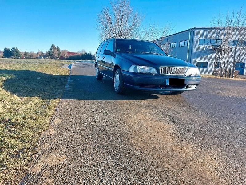 Gebraucht Volvo V70 144 PS (105 kW) 1997 Blau Kombi