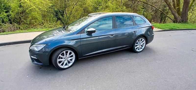 Gebraucht Seat Leon FR 131 PS (96 kW) 2019 Grau Kombi