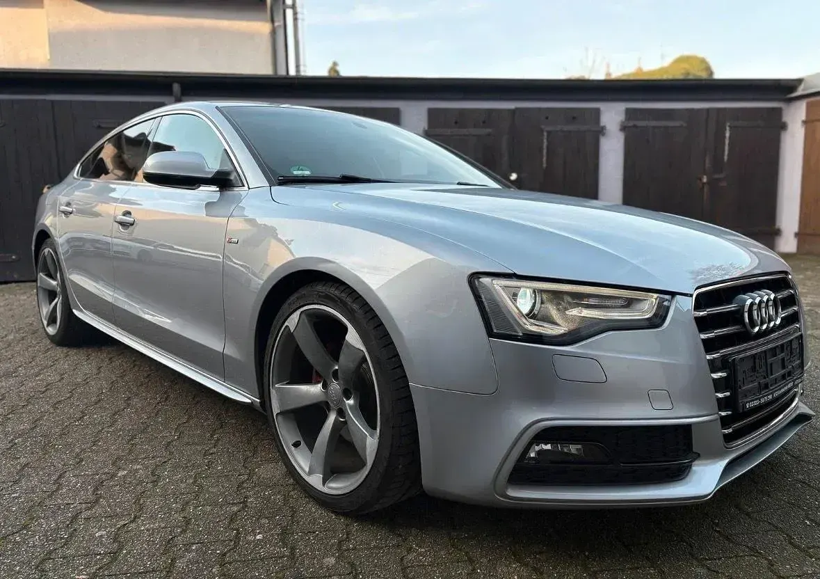 Gebraucht Audi A5 Comfort 190 PS (139 kW) 2015 Grau Coupé