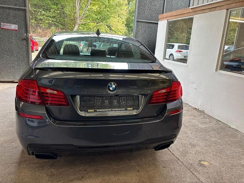 Gebraucht BMW 550 M Sport 449 PS (330 kW) 2016 Grau Limousine