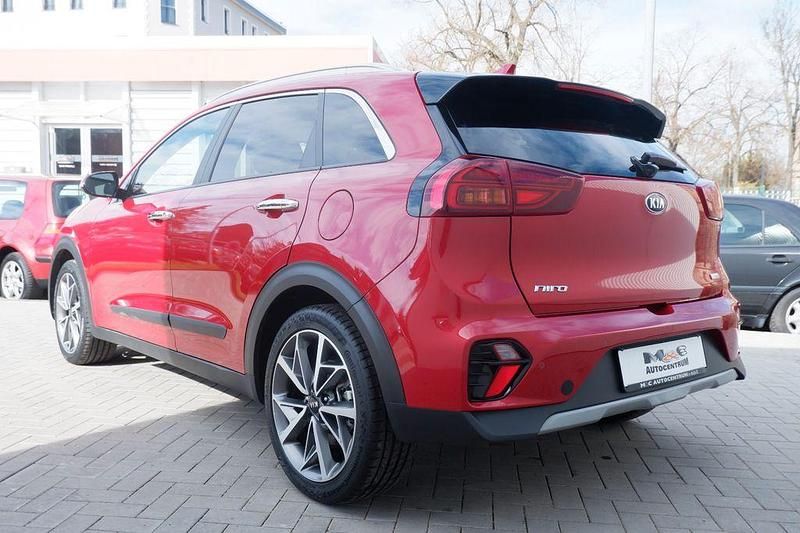 Gebraucht Kia Niro Edition 7 105 PS (77 kW) 2021 Rot SUV