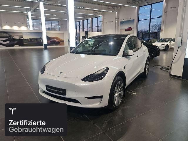 Weiß Gebraucht 2022 Tesla Model Y RWD SUV | 32.500 € (Fairer Preis) - Bild 1/4