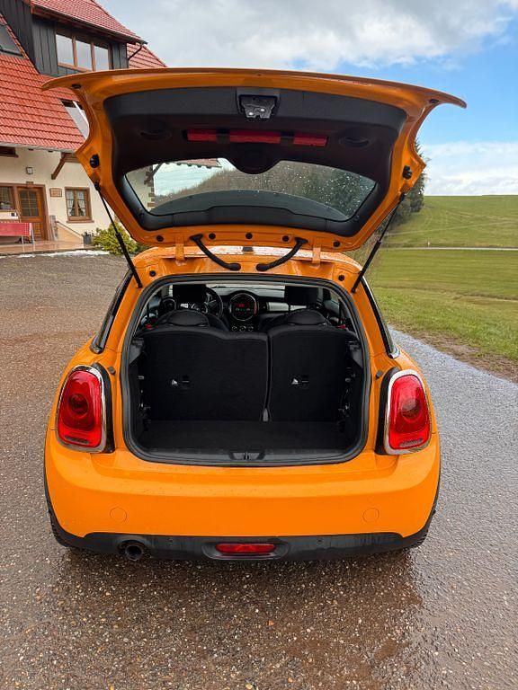 Second-hand Mini One D 95 CP (69 kW) 2015 Portocaliu Hatchback