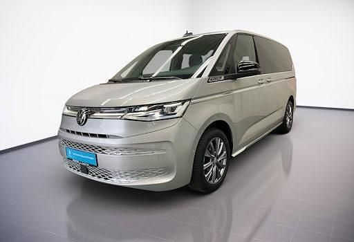 Second-hand VW Multivan Style 150 CP (110 kW) 2024 Argintiu Monovolum