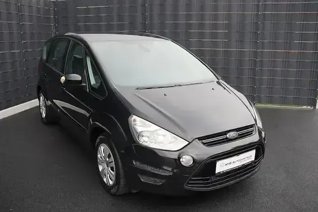 Gebraucht Ford S-MAX Trend 116 PS (85 kW) 2011 Schwarz Van / Kleinbus